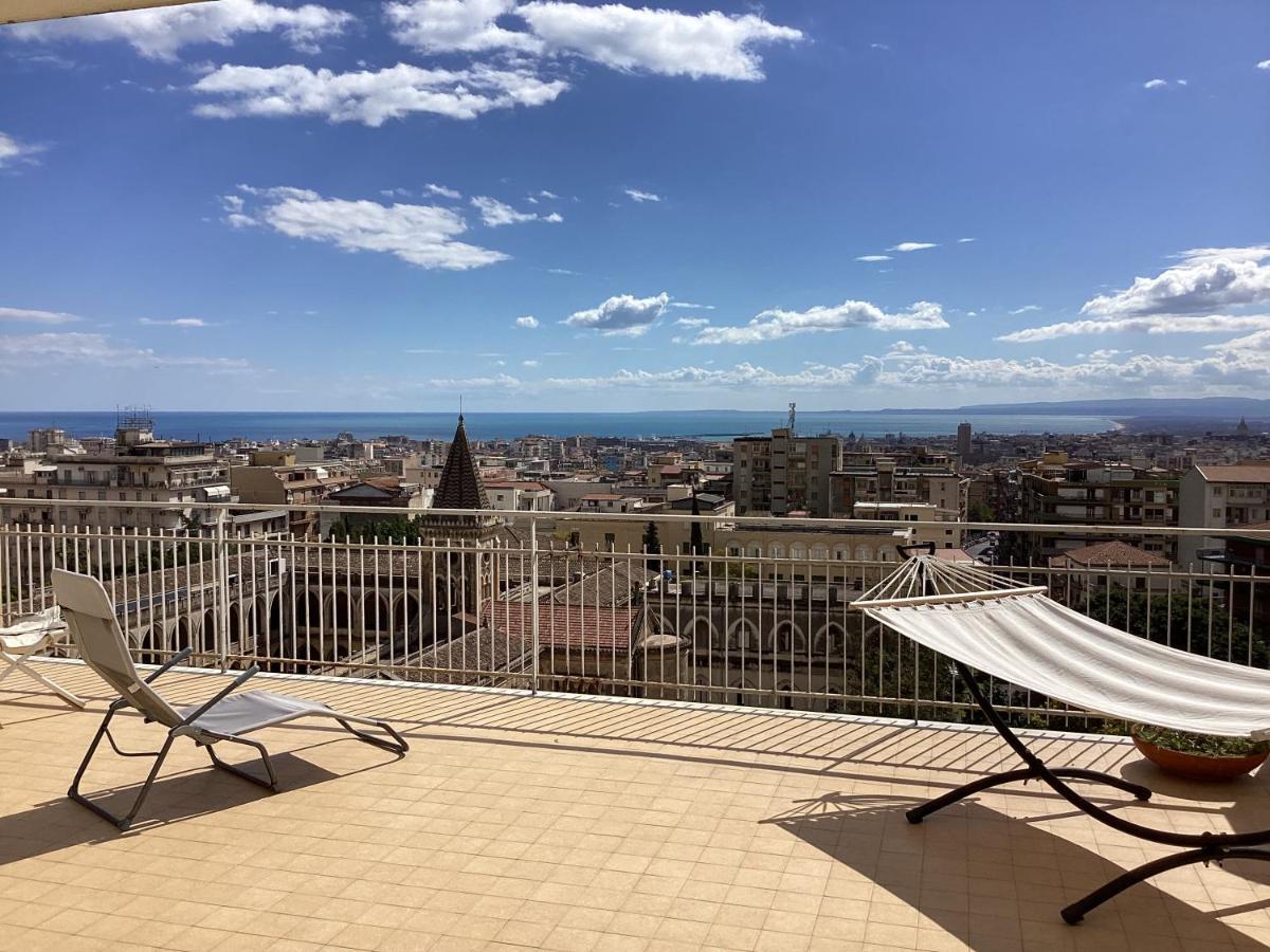 Top Floor Aparthotel Bentivoglio 卡塔尼亚 外观 照片